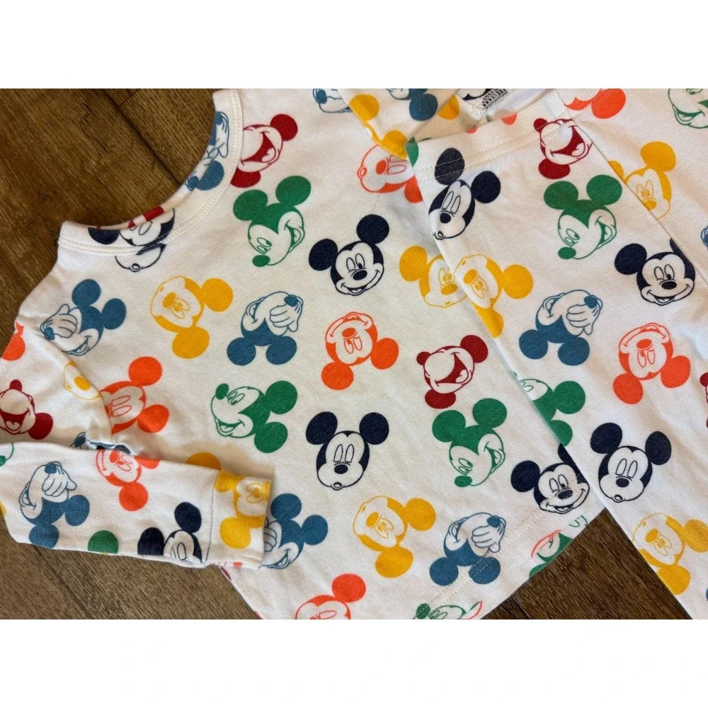 Gap‎ Disney Mickey Mouse 2 PC Pajama Set 2T Toddler Sleepwear Long Sleeved Pants